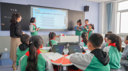 香港成利科技深化开发互联网教育模式